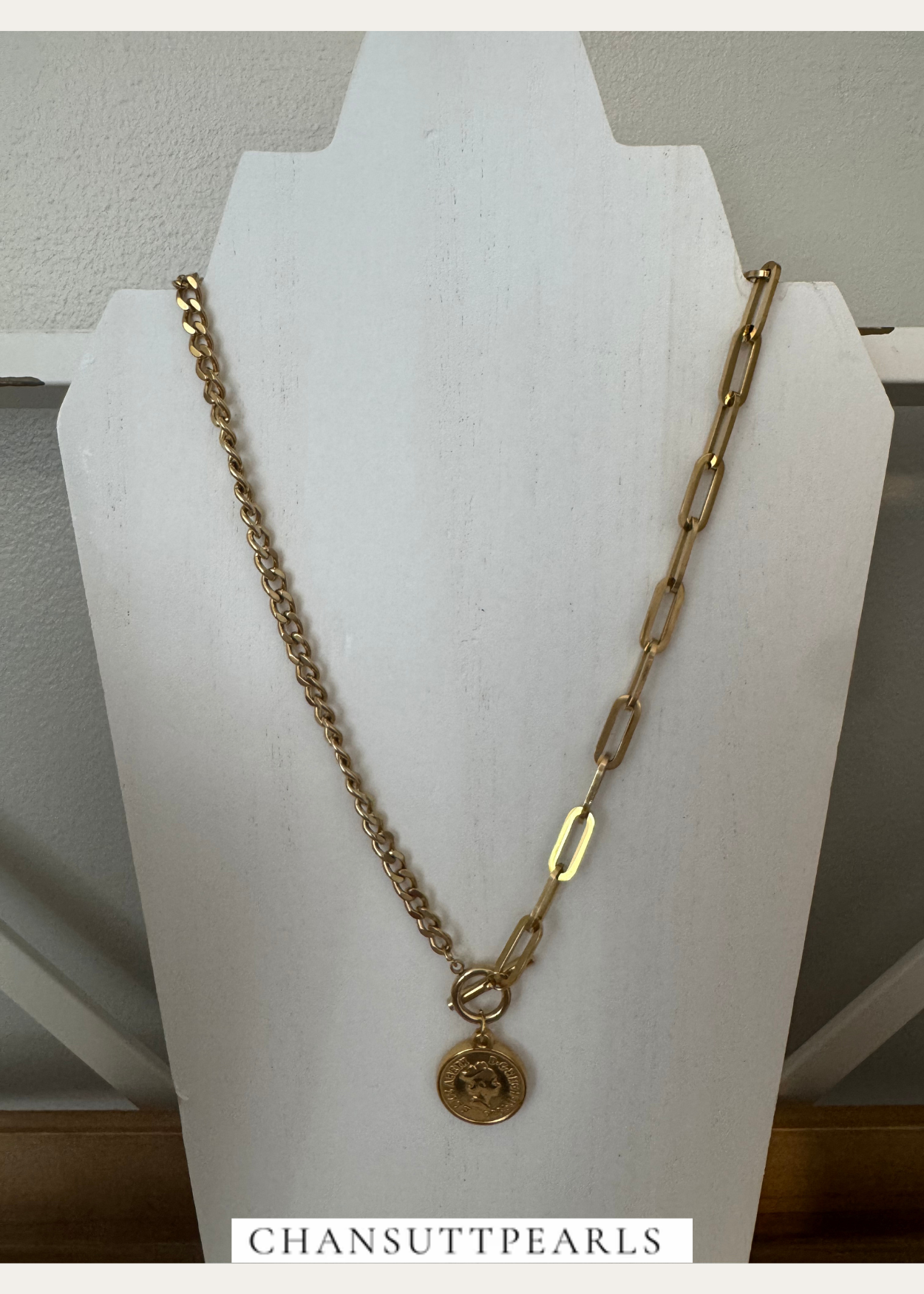 Lila Necklace