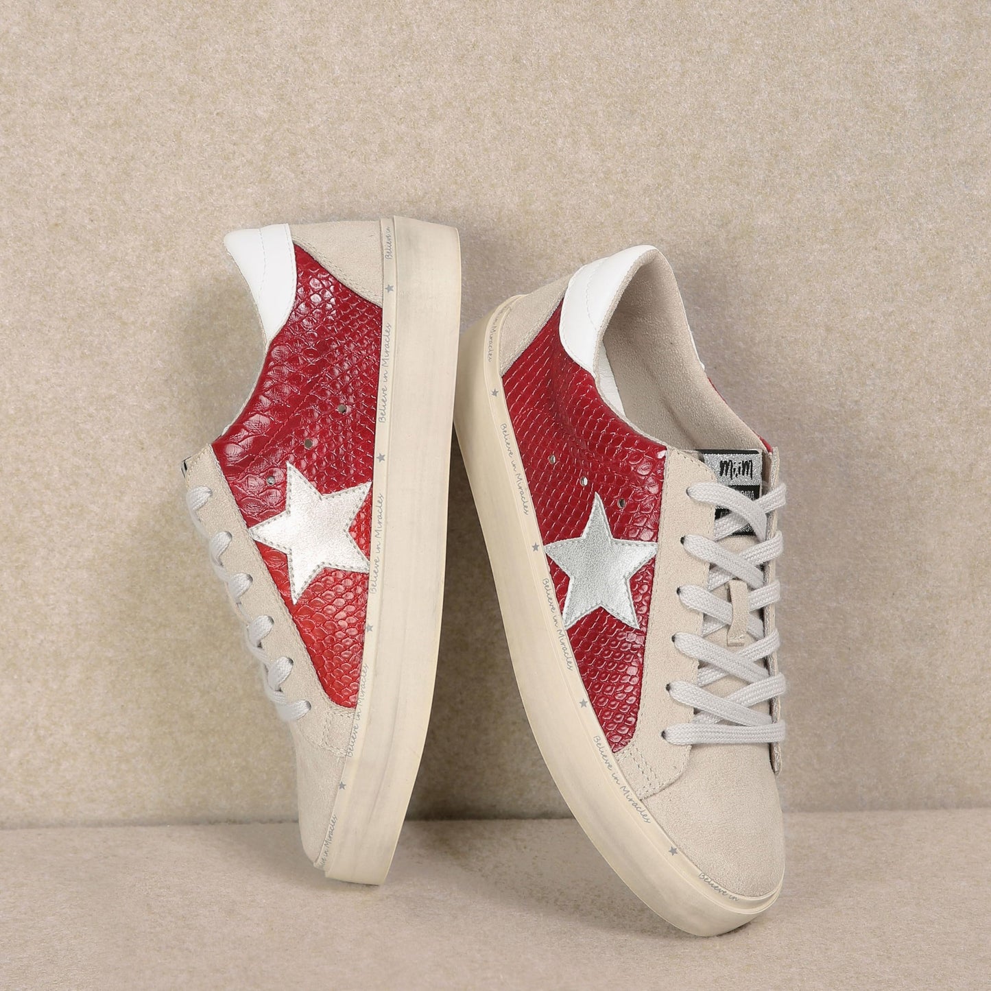 Mi.iM Gaby Rubber Sole Lace-up Snake Print Suede Star Sneakers Red