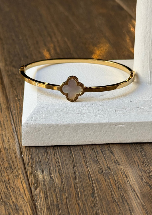 Gold Clover Bracelet - Mother of Pearl